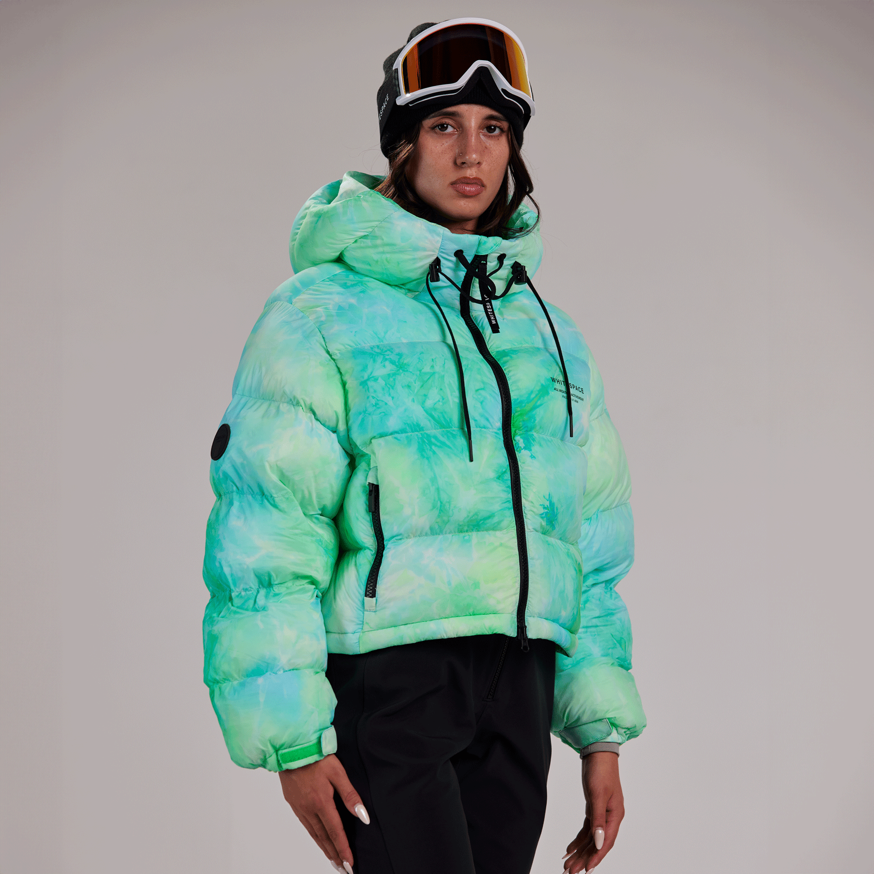 White top cropped puffer
